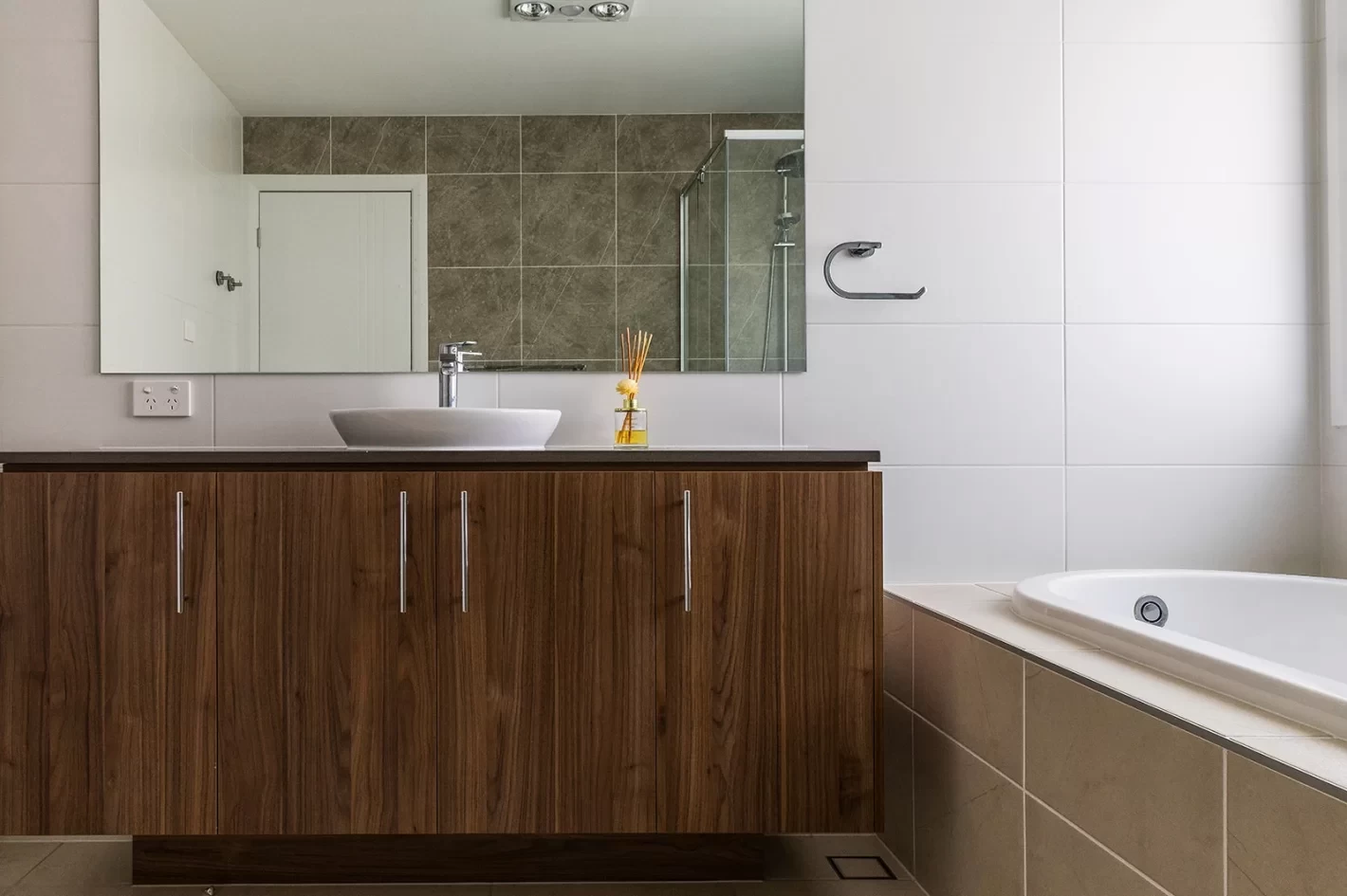 nsw Customer-Projects Minha 076a9543-edit-1