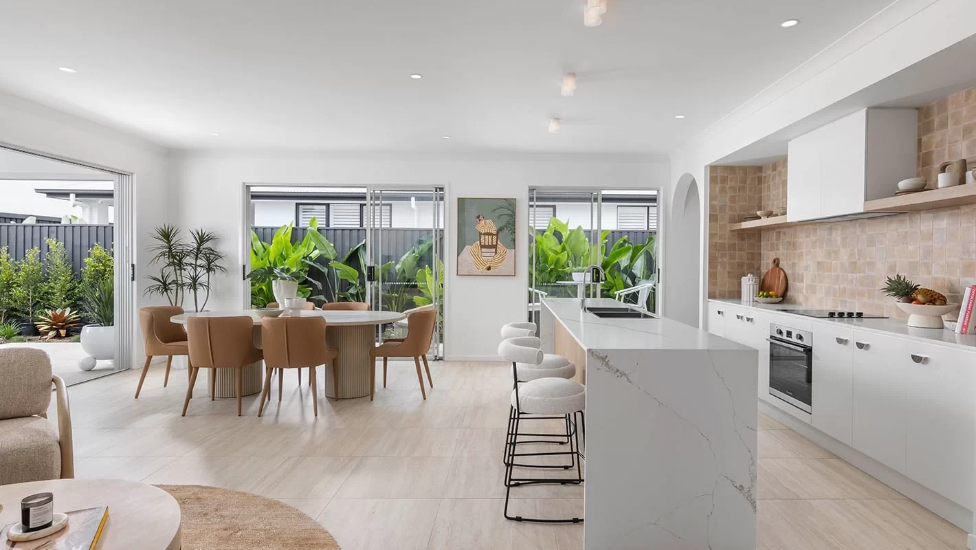 qld Promotions 2026 1-May Featured-Images 1420x800-0005-louis-270-kinma-valley-kitchen-living-dining-side-on-056