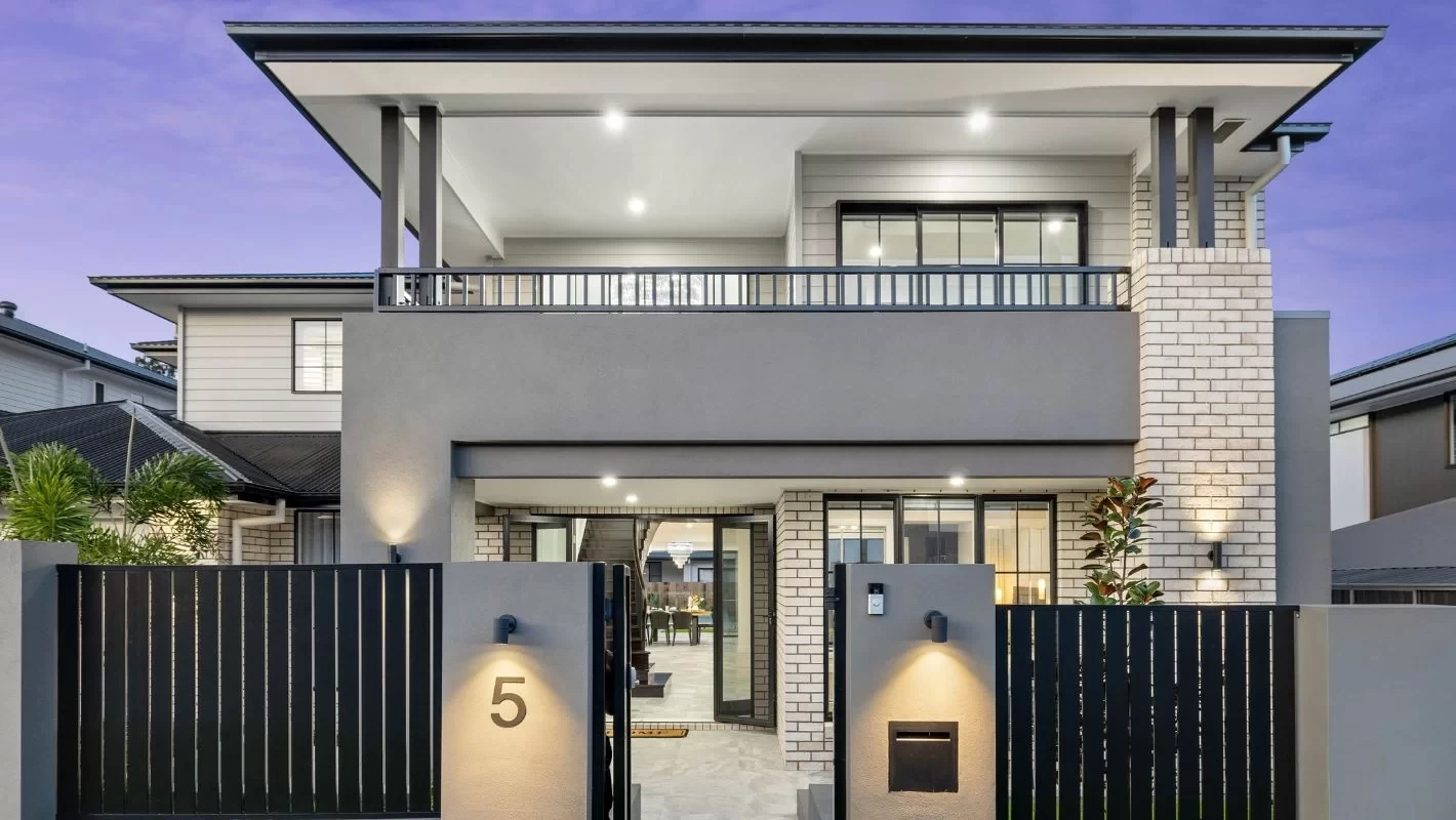 qld Recent-Homes 49905724-The-Steenson-Family 2