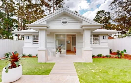 nsw Display-Homes Nowra sylvania-60-luxe-granny-flat-sylvania-w-hamptons-facade-edited-1072x682px