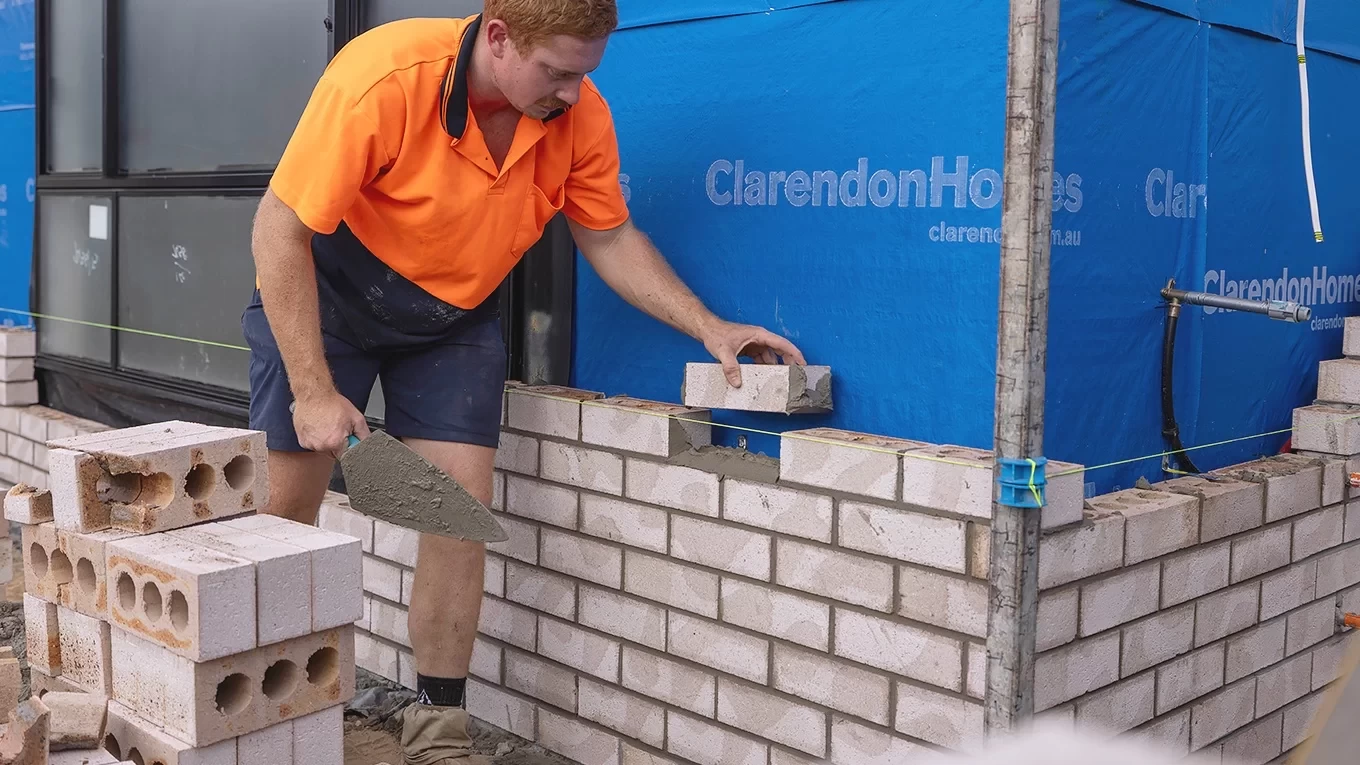 qld Build-process TRADES BRICK-LAYING brick-laying-1360pxx-765px-0000s-0002-645-l