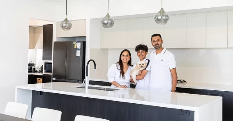 nsw Blog Minhas-Real-Life-KDR clarendon-homes-family-homes-minhas-kitchenfamily-535x280