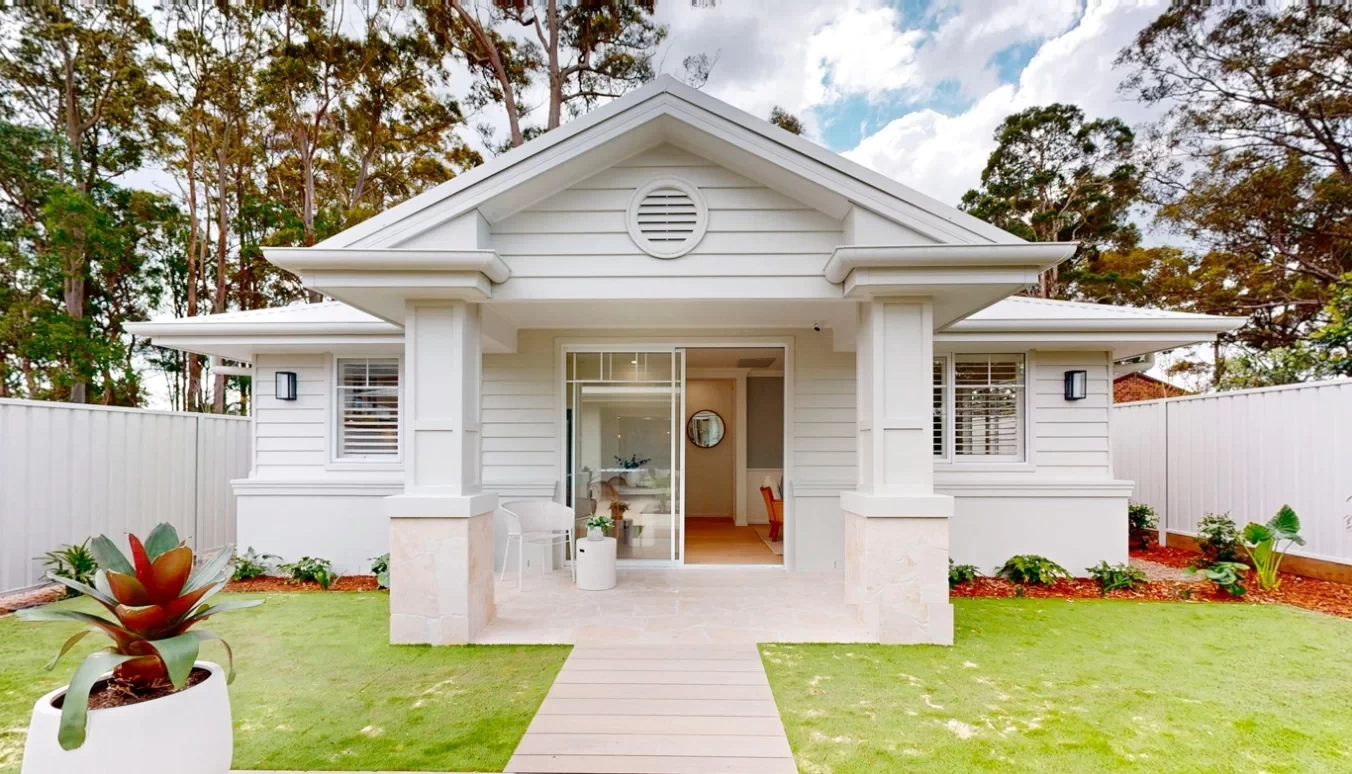 nsw Display-Homes Nowra sylvania-60-luxe-granny-flat-sylvania-w-hamptons-facade-edited-1366x783px