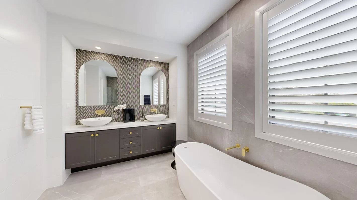 nsw Collections Sapphire SC_Double_Storey The-Grande Interior-Images ensuite-bed1